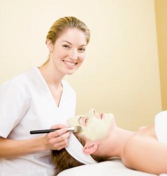 Our Best 5 Tips for Running a Successful Esthetics Business - Breizh Esthetic & Salon Supply
